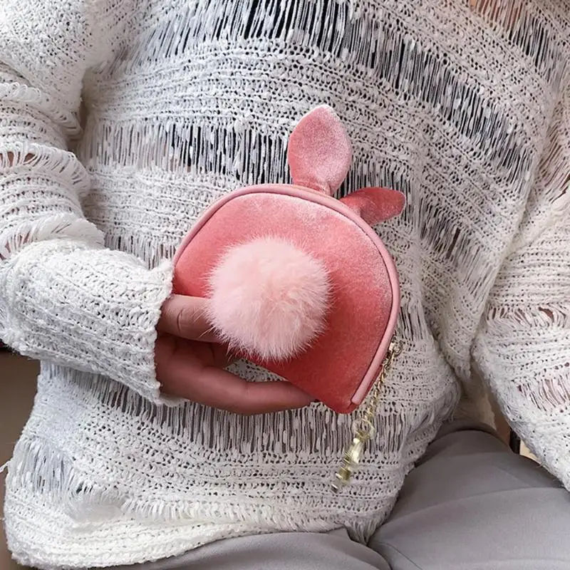 Hot Sale Coin Bag Classic Delicate Woolen Pompom Soft Clutch Women Mini Coin Purse Card Bag Money Wallet Keychain Shopping