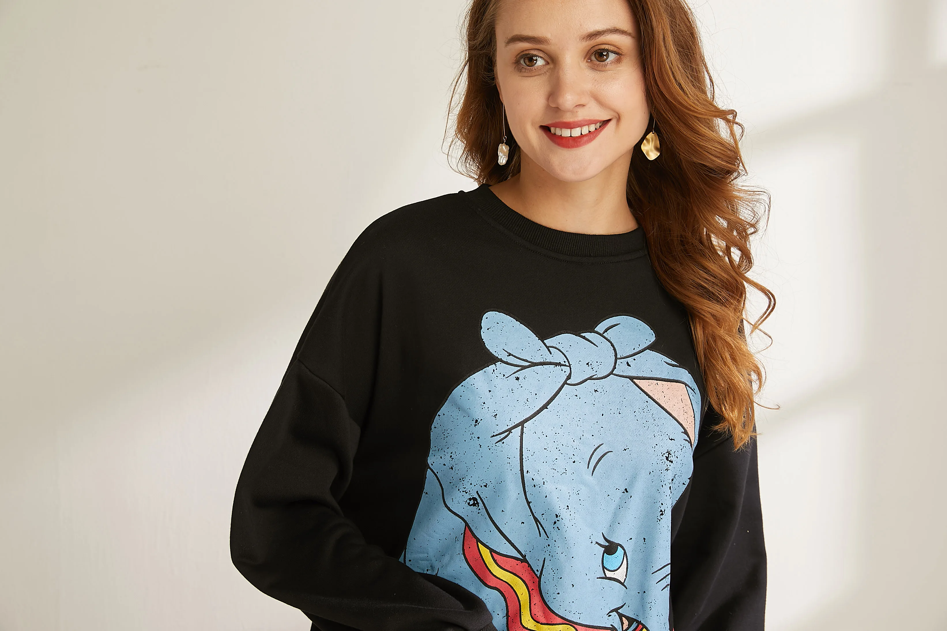 Dumbo Sweatshirt women clothing carton Elephant print autumn streetwear fashion o neck long sleeve oversize Black pullover