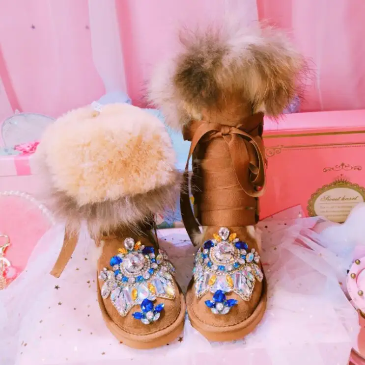 Женская обувь; женские ботинки; кожаные утепленные зимние ботинки на меху; коллекция года; зимние сапоги на плоской подошве с овечьим мехом; X96 - Цвет: Коричневый