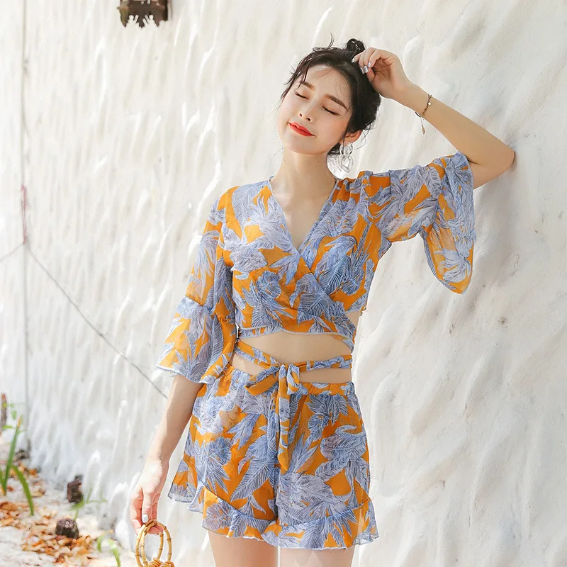 

2018 Korean-style Bathing Suit Women's Split Type Conservative Three-piece Set Belly Covering Slimming Small Bust Gathering Biki