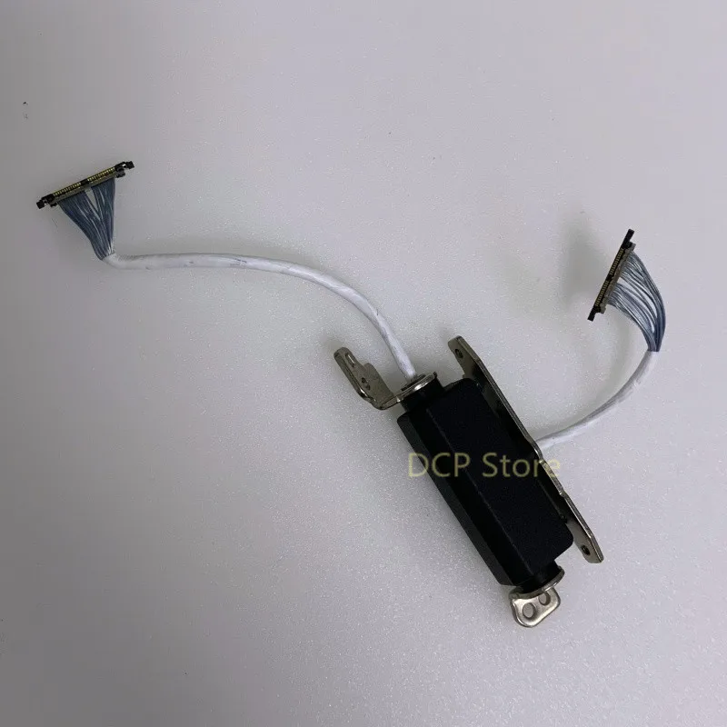 佳能80D屏转轴线1