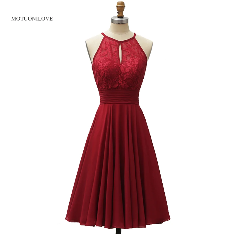 

2019 Lovely Burgundy Short Lace Cocktail Dresses Halter Hollow Party Dresses Keen Length Chiffon Summer Women Dresses Plus Size