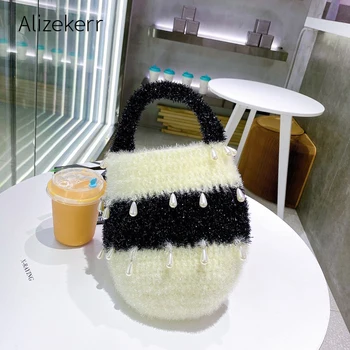 

Wool Knitting Bucket Handbag 2020 Autumn New Korean Handmade Black And White Striped Soft Purse Ladies Pearls Tote Bag Elegant
