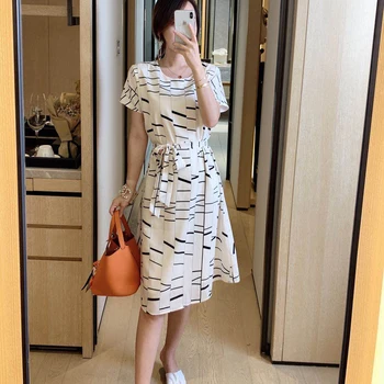 

Summer 2020 New Print Elegant Temperament Slim Belt Short Sleeve Round Neck Dress Women'S Wear High Quality Designer Fashion