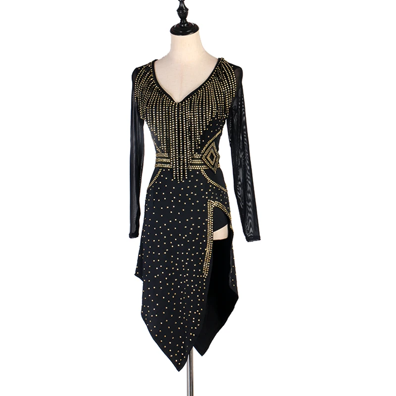 

2019 New Latin Dance Dresses Women's Performance Split / Crystals / Rhinestones Tassel rumba / chacha dance costumes