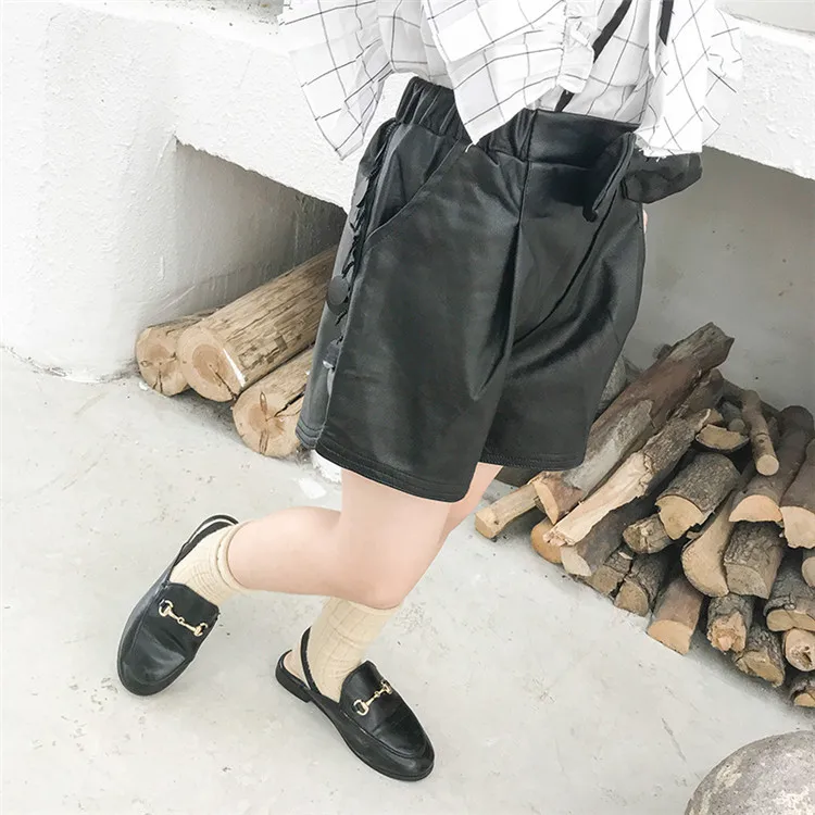 Photo Shoot Spring And Autumn Korean-style New Style Children Beads Leather Shorts Bow Girls Crawler
