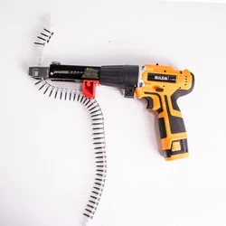 Screwdriver Automatically screwing Screws in batches Electromechanical drills Changing screws Tightening equipment