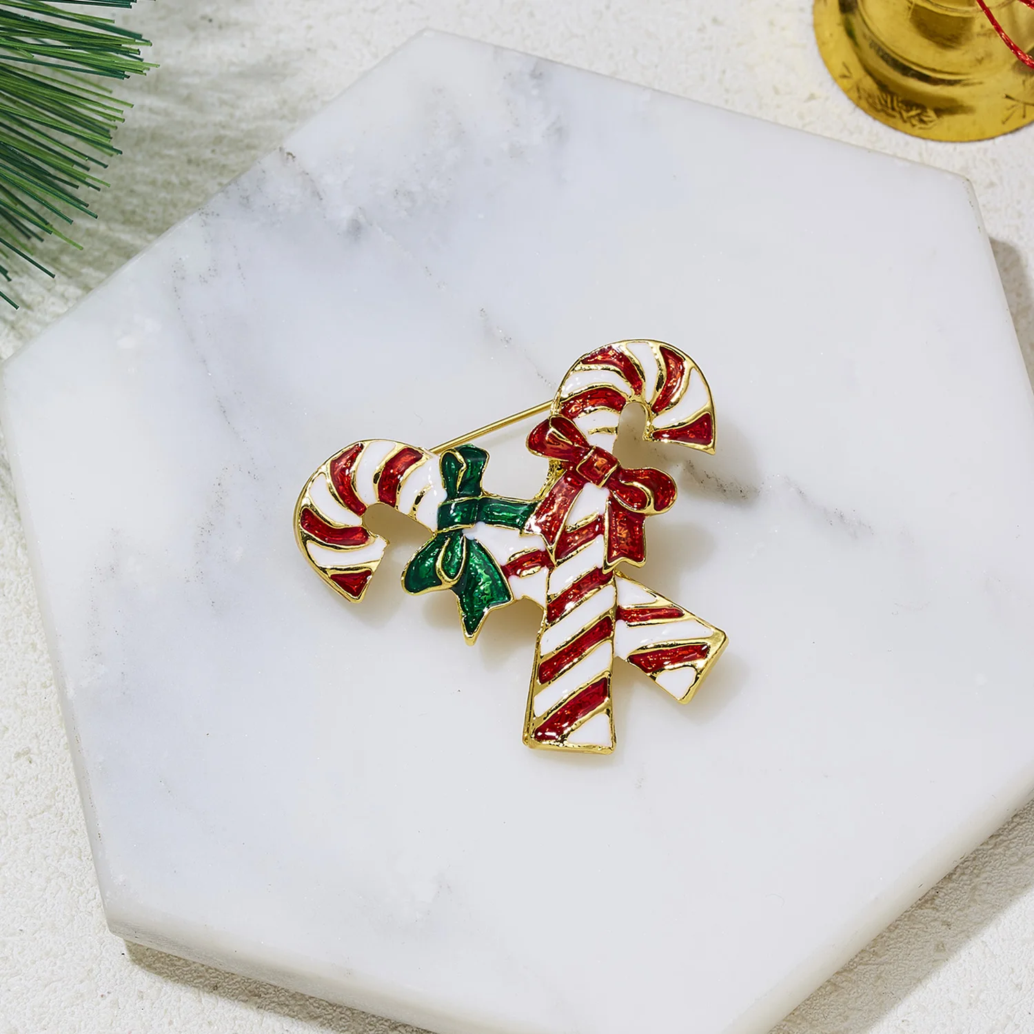 Rinhoo Christmas Crutch Brooches Gifts For Women New Year Red Hat Snowflake Gloves Xmas Gift Box Socks Boots Rhinestone Brooch
