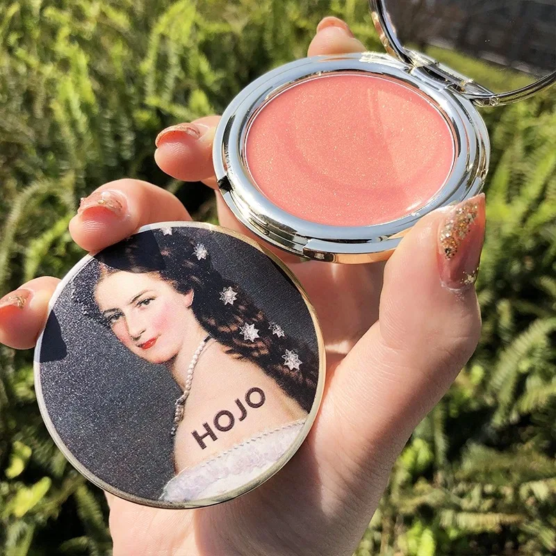 Кремовые румяна Vitality Natural Beauty шелковистые на ощупь бархатные кремовый