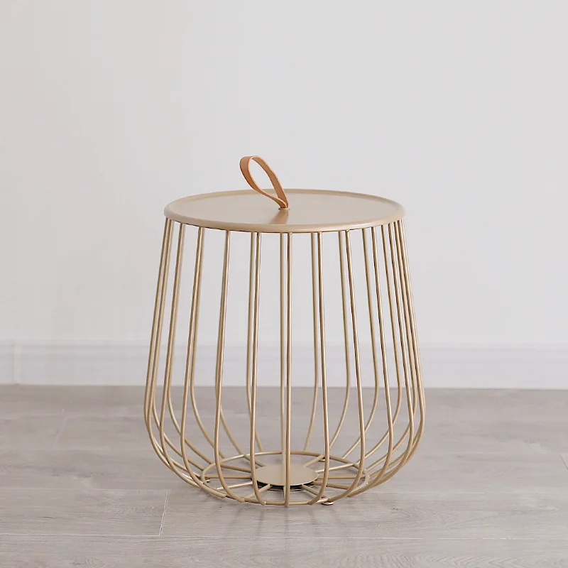 Nordic Iron Art Creative Simple Sofa Coffee Table Metal Living Room Office Ins Wind Milk Tea Shop Lazy Sofa Table Desk - Цвет: Gold-S