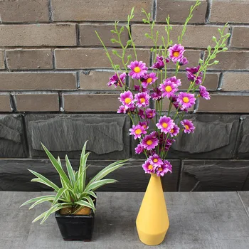 

Single 6 Head Little Daisy Artificial Bouquet Dutch Chrysanthemum Artificial Flower Small Fresh Living Room Dining Table Decorat