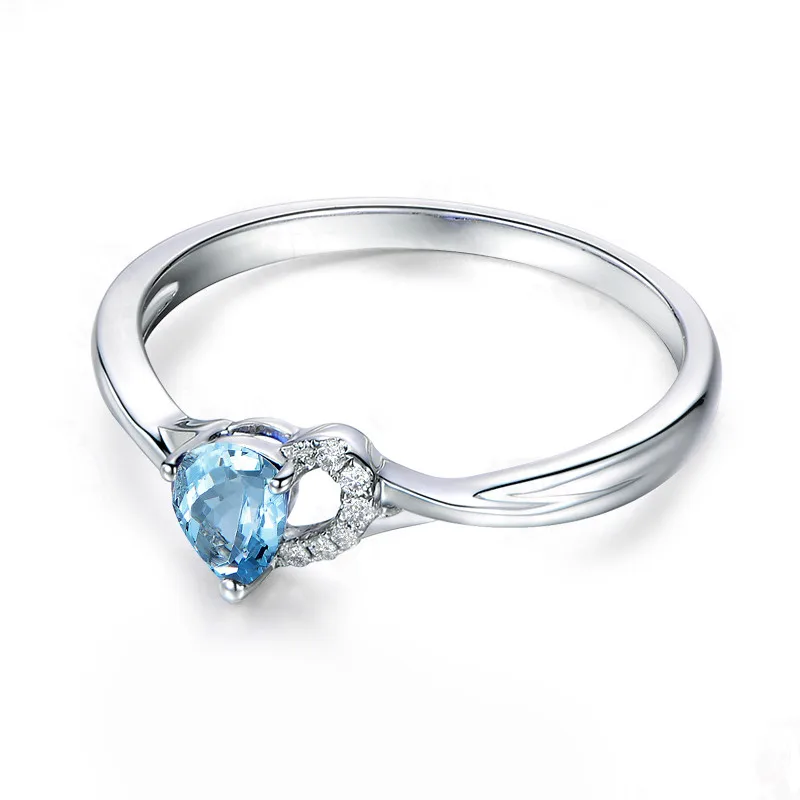 Женское кольцо с голубым топазом из серебра 925 пробы|Кольца| |