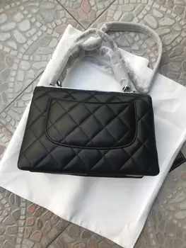 

High quality brand senior designer leather sheepskin hand-held Crossbody single shoulder bag 2020 high sales hand-held Crossbody