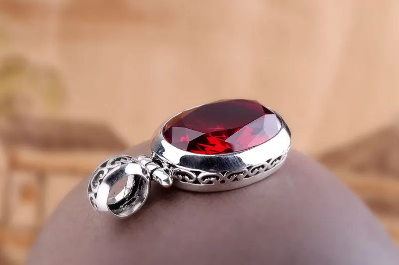 Uglyless Simple Oval Garnet Pendants for Women Minimalism Party Dress Gemstones Necklaces NO Chain Solid 925 Silver Jewelry P890