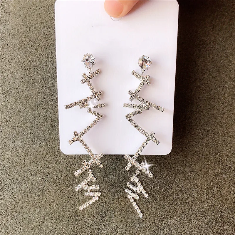 FYUAN длинные кисточки кристаллы Висячие серьги для женщин Bijoux нерегулярные Стразы Висячие серьги Модные Ювелирные изделия Подарки - Окраска металла: silver
