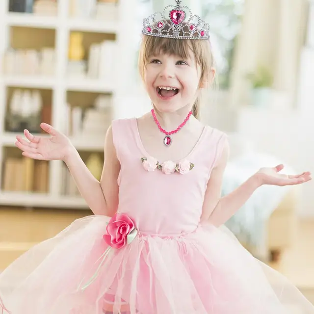 Girls Princess Costume Crown Magic Wand Necklace Earrings Set Necklace Gloves Accessories Beauty Sets Christmas Party Gift 2