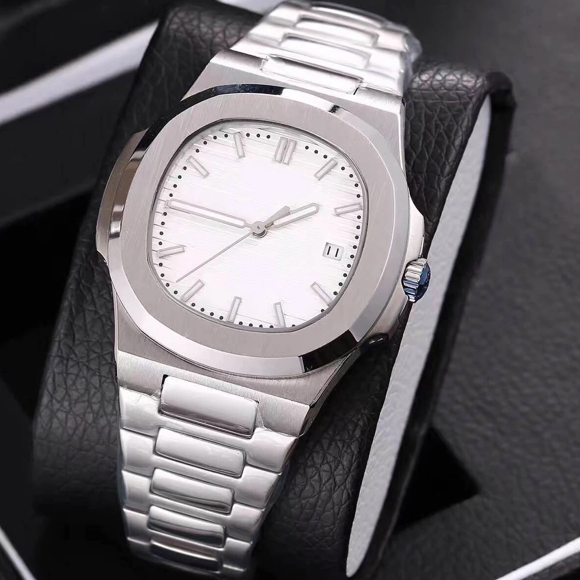 

White dial mens luxury AAA watch automatic movement Glide sooth second hand sapphire glass silver and gold wristwatch wholesale