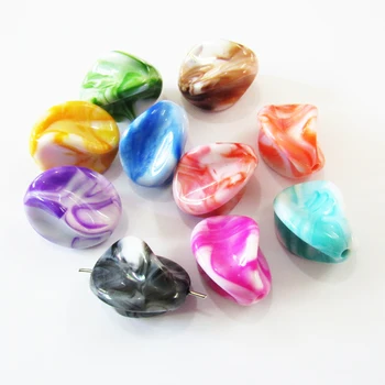 

Wholesale 26m*17mm 110pcs/lot Irregular Twisted Beads Double Color Imitations Marble Crack /Jewelry Accessories /DIY Beads