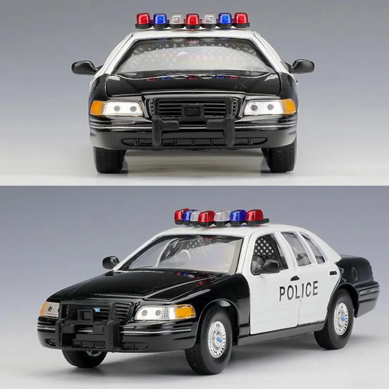 1/24 масштаб металлического сплава литья под давлением 1999 Ford Crown Victoria Нью-Йорк