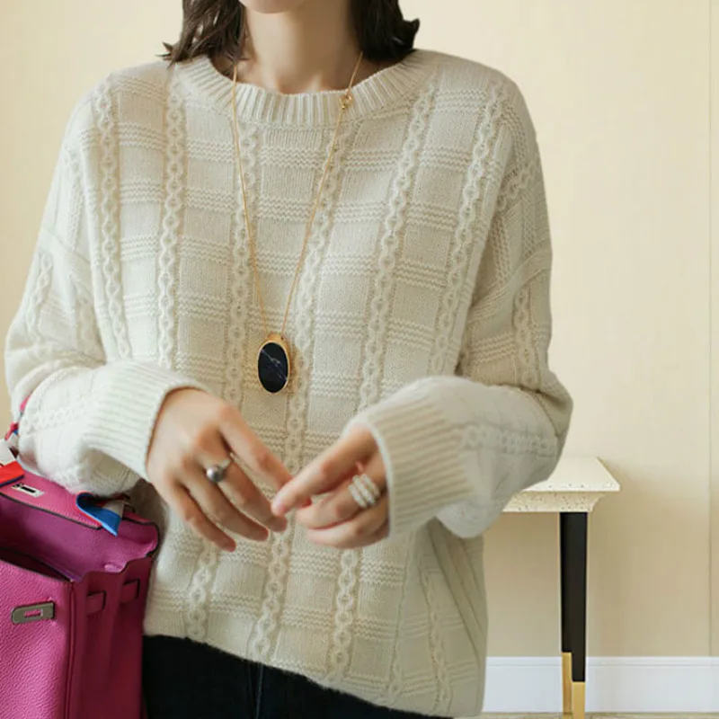 Women Sweater Round Neck Pullover Loose Sweater