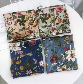 

2020 New Silk Scarf 70*70 New Fashion Flowers Prints Women Shawl Satin Small Squares Head Bag Decorative Scarves
