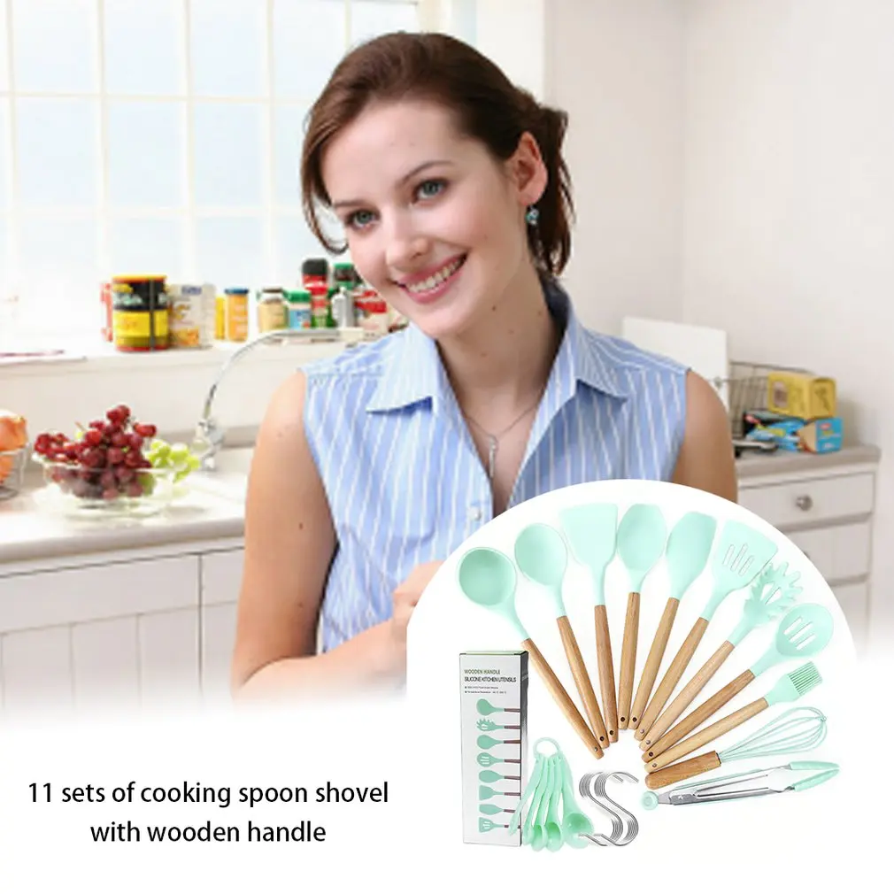 Fashion Non-Stick Silicone Kitchen Portable Mini Kitchen Set With Wood Handle Shovel Scraper Colander Food Clip Egg Beater