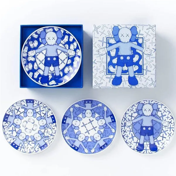 

holiday TAIPEI Four blue and white porcelain dishes 6 inch New in Box