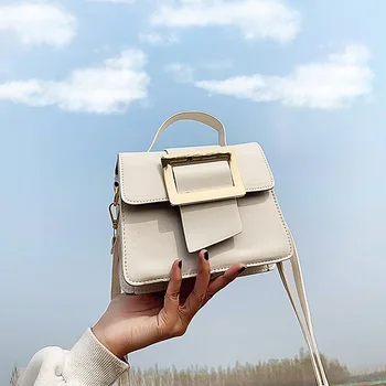 

2020 new high-level foreign-style portable small bag female texture square pliers small square bag net red shoulder messenger