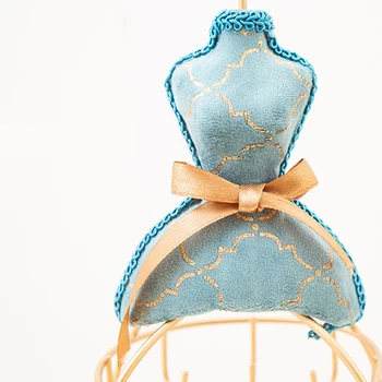 

Bridal Gift Jewelry Display Stand Pendant Rotatable Fashion Home Decor Iron Ring Holder For Necklaces Storage Organizer Vintage