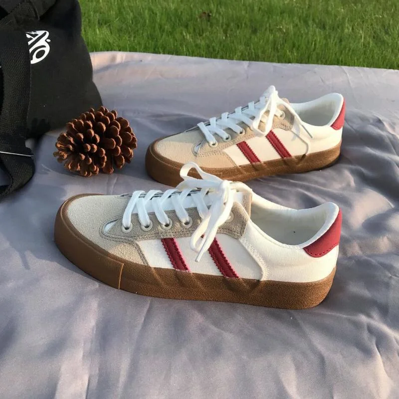 Luxury 2022 New Women Shoes Fashion Sneakers Canvas Shoes Lace-Up Breathable Zapatos De Mujer Flats Shoes for Women High Quality