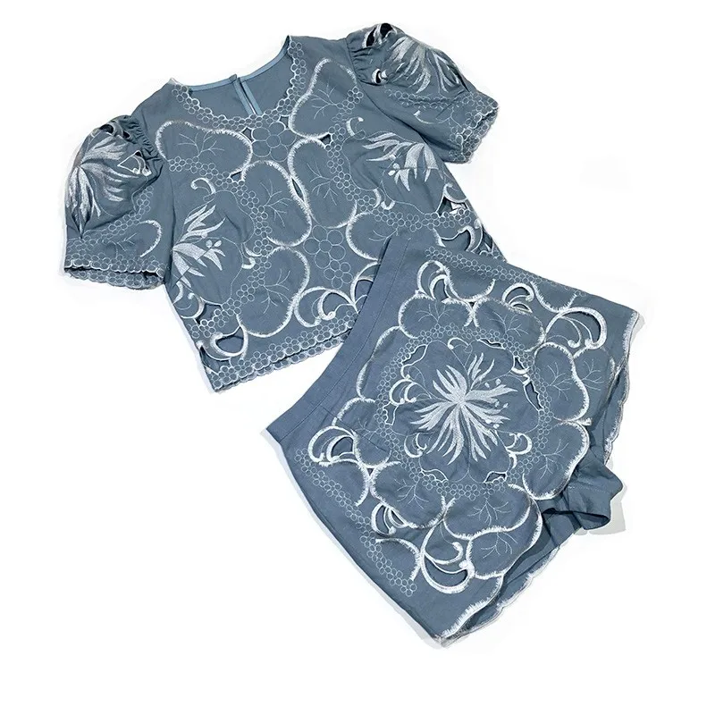 Top Quality Designer Two Piece Set 2020 Summer Blue Hollow Out Embroidery Puff Sleeve Short Tops + Short Culotte