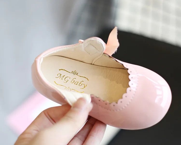 Baby Girls Shoes Infant Toddler Bow Patent Leather Princess Shoes Solid Color Kids Dancing Party Wedding Spring Autumn Summer slippers for boy