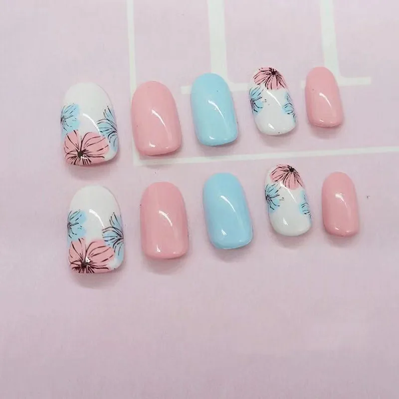 

24pcs Summer Candy Flower Stiletto False Nails Tips Blossom Sky Blue Pink Beach Cute Stylish Simple Arts