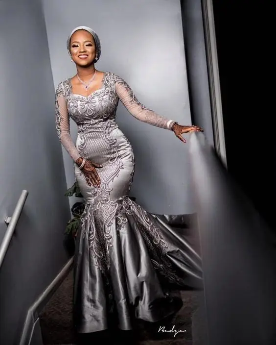Серебряное роскошное свадебное платье русалки, современное Африканское нигерийское Асо Эби кружевное свадебное платье с аппликацией и длинным рукавом