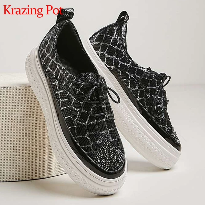 

Krazing pot 2019 sheep leather waterproof loafers plaid pattern lace up sneakers round toe crystal-studded vulcanized shoes L66