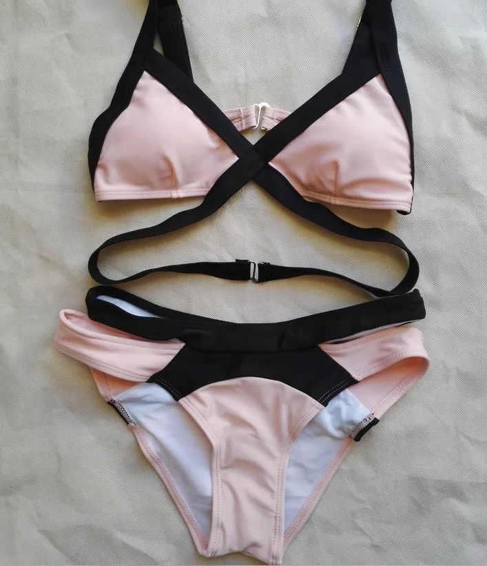 

2016 New Style Swimwear Halter Black And White Cross Mixed Colors Two-piece Swimsuits Europe And America Bikini
