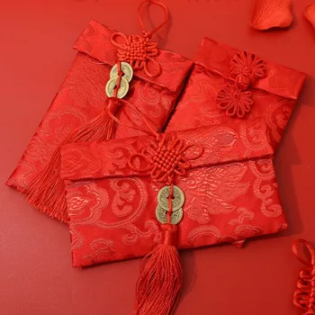 

Chinese Style Red Envelope Cloth Lucky Money Bag Happy New Year Art Betrothal Gift Bag High-grade Brocade Wedding Tassel Bags
