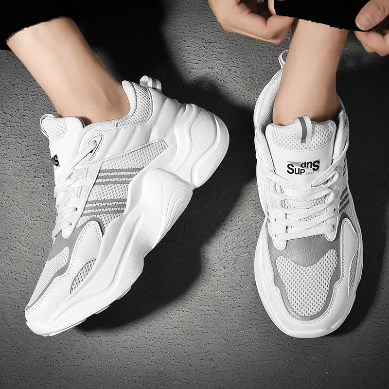 

2019 Spring Reflective Punched Sheet Surface Trend Sports Casual Korean-style Men Fashion Man Shoes Versatile Breathable Shoes