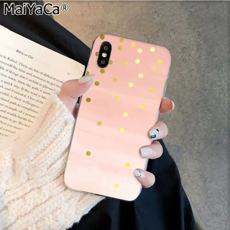 Cartoon cute pink wave dot circle graphic