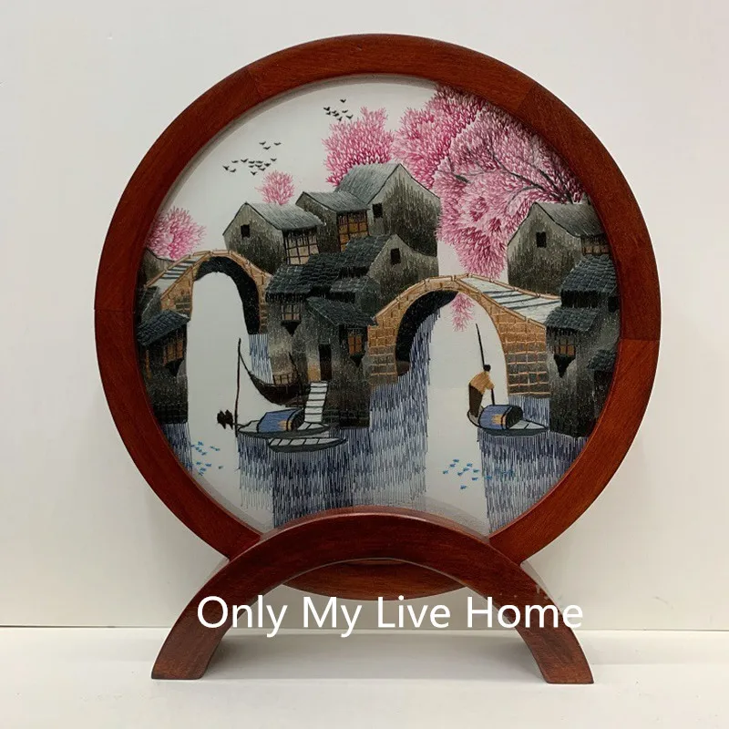 

Vintage Chinese Home Decoration Crafts Living Room Table Ornaments Silk Embroidery Paintings with Padauk Frame Wedding Gifts