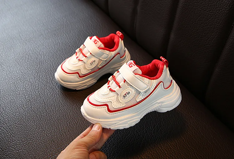 Children's Sports Shoes Spring and Autumn New Breathable Baby Simple Casual Shoes Comfortable Non-slip Girls Shoes