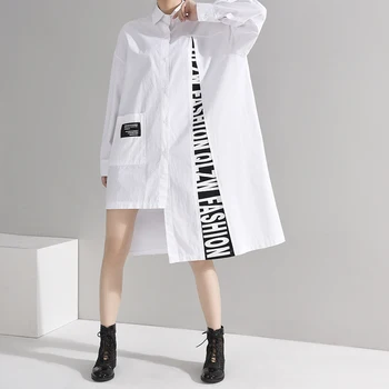 

LANMREM 2020 korean fashion new letter Print patchwork Long Sleeve blouse women high Street spring Irregular long shirt YH744