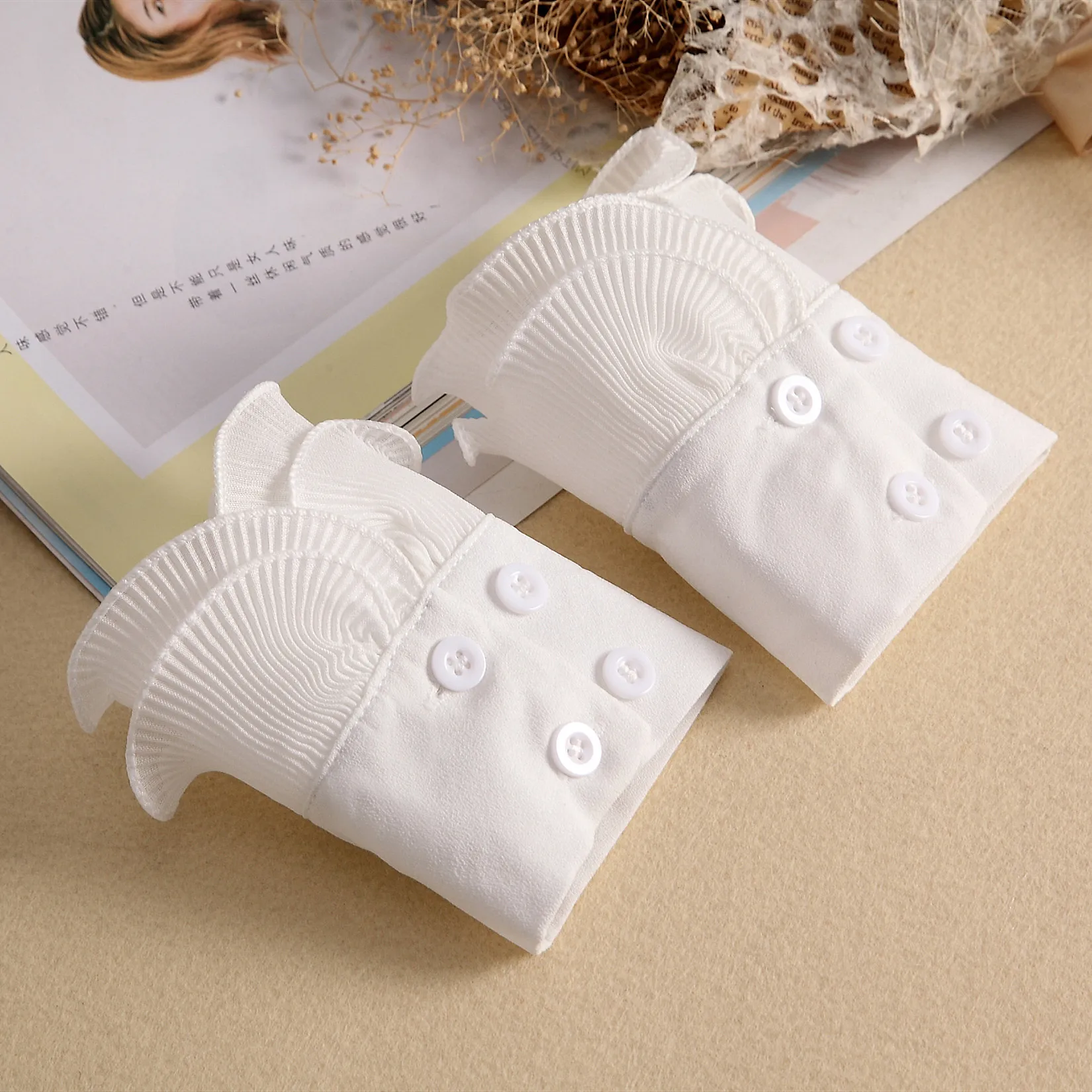 Women Black White Detachable Sleeve Fake Cuffs Detachable Shirt Multi Layer Ruffles Solid Color False Cuffs Wristband Decorative y2k girl fake lace sleeve knitted ruffles cuffs lolita   white false sleeves cuffs detachable wrist warmer fingerless gloves