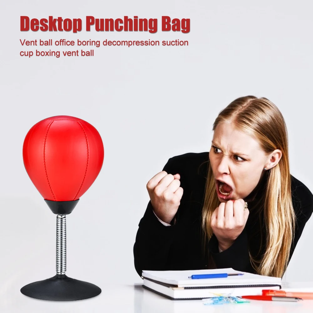 saco de boxe do desktop com bomba