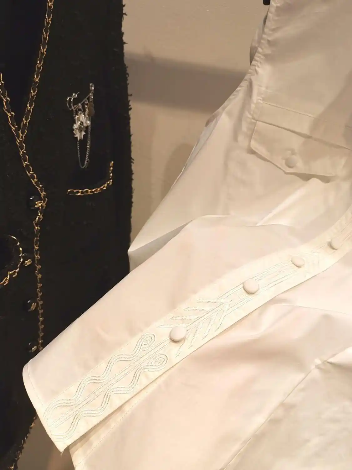 blusas de marcas famosas femininas