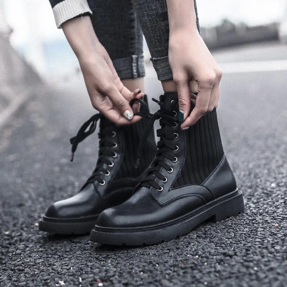 

Net red black Martin boots female British wind 2019 new autumn net red elastic knit socks shoes fashion wild handsome boots