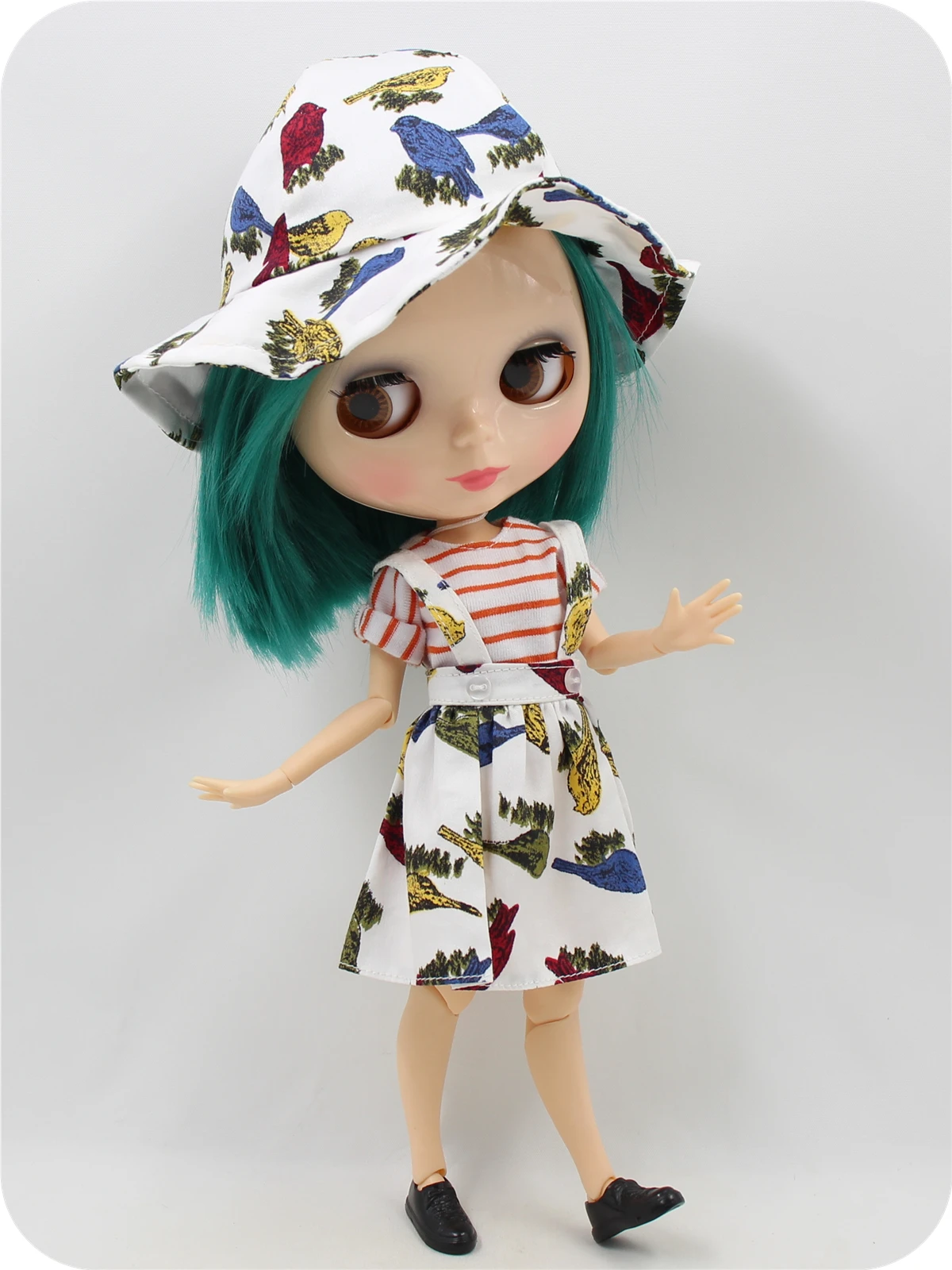 Neo Blythe Doll with Green Hair, Natural Skin, Shiny Cute Face & Custom Jointed Body 1