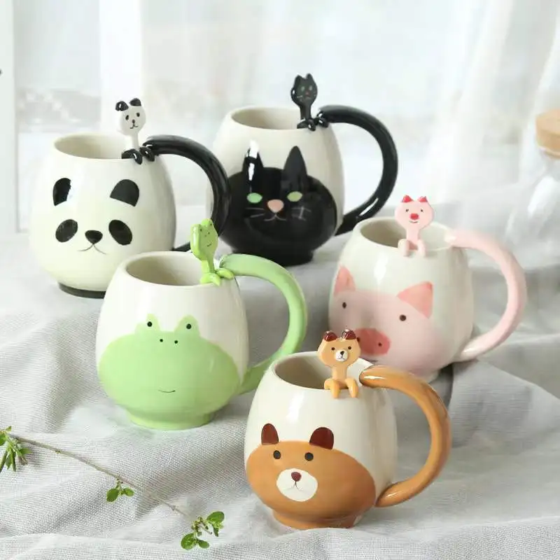 Adorable Hand-Painted Panda Mug with Lid - Perfect for Panda Lovers