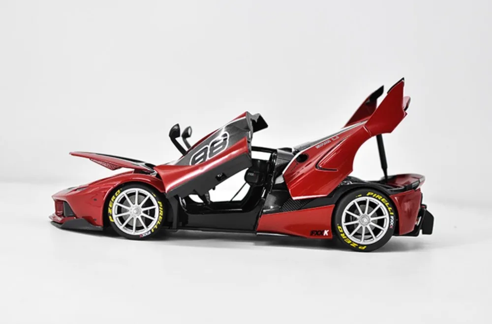 JZ) Bburago 1/18 1:18 Ferrari FXX K спортивный гоночный автомобиль Транспортное средство литье под давлением дисплей Модель игрушки на день рождения для детей мальчиков и девочек