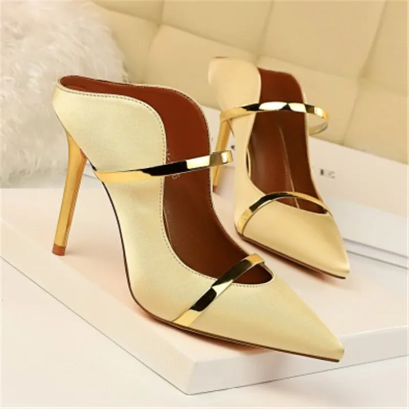 Женская обувь на высоком каблуке; женские туфли-лодочки с острым носком; scarpe donna; женская обувь на тонком каблуке с металлическим украшением; Zapatos De Mujer; Шелковая обувь - Цвет: AS SHOW